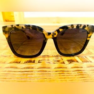 DIFF Bella Grey Fade Smoke Gradient Polarized Sunglasses